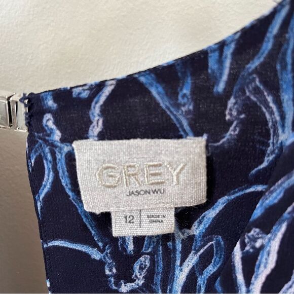 Grey Jason Wu Bunny Print Sleeveless Sheer Blouse Top in Marine Blue 12 - Picture 4 of 11